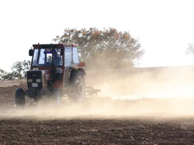 Wynajem głębosza Kverneland — 113 dłut