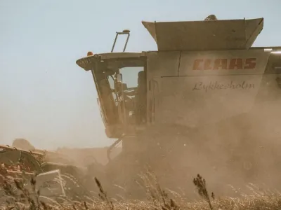 Wynajem agregatu prądotwórczego New Holland 63kW